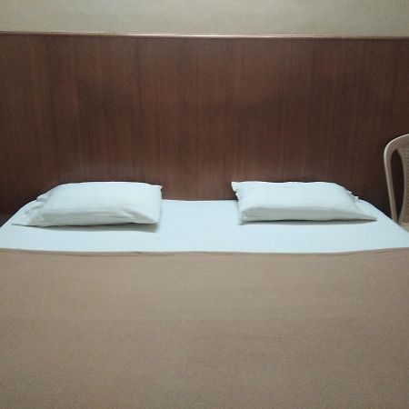 Veekay Tourist Home Bangalore Eksteriør bilde