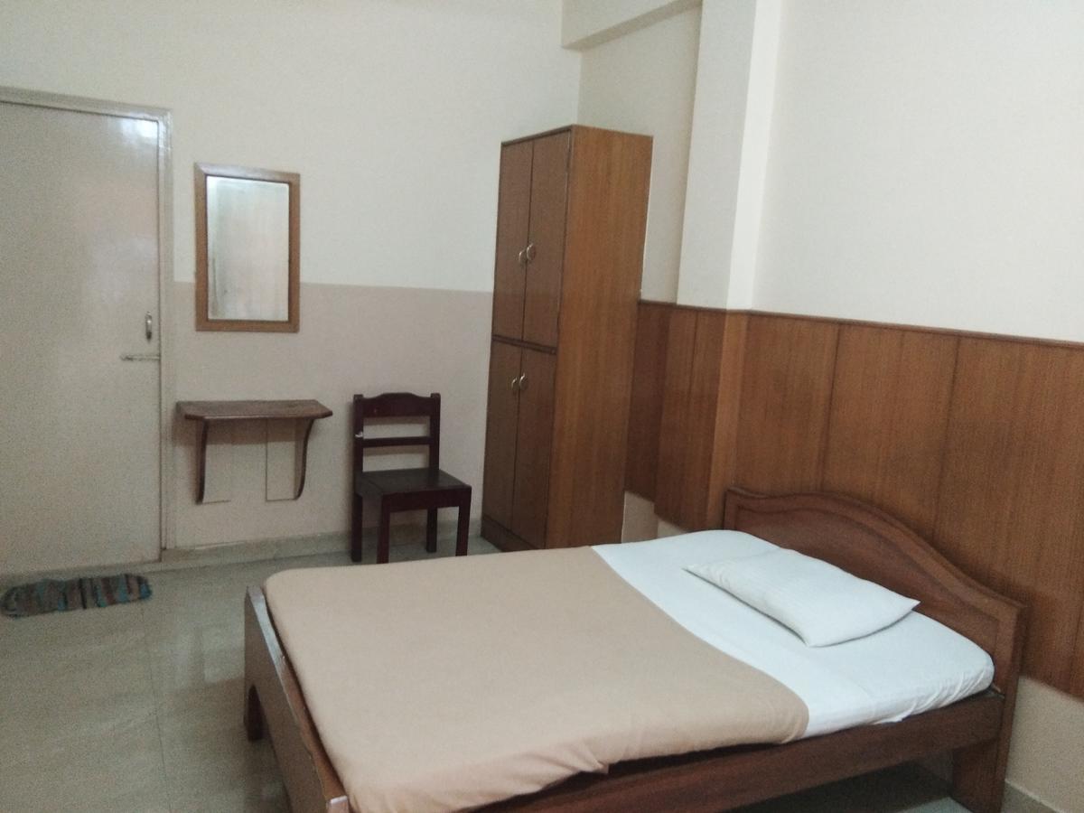 Veekay Tourist Home Bangalore Eksteriør bilde