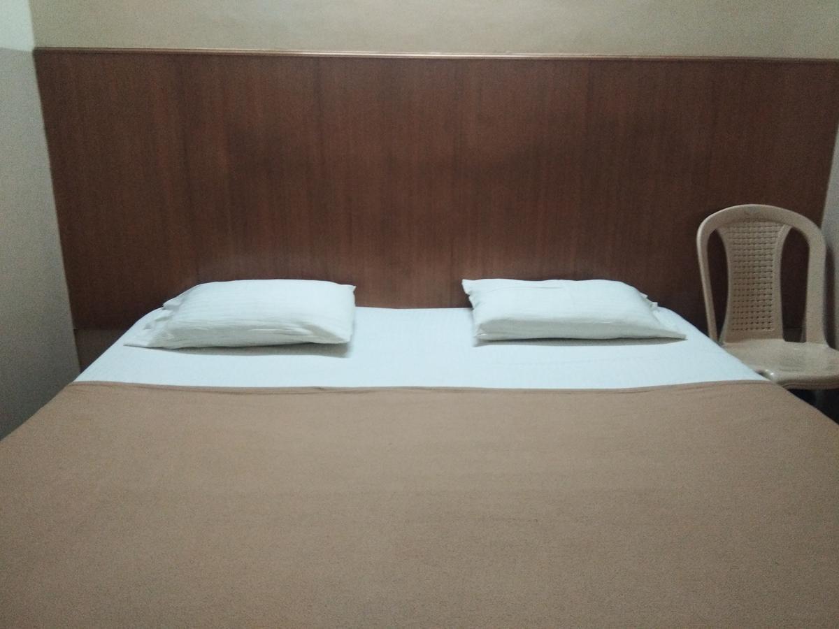 Veekay Tourist Home Bangalore Eksteriør bilde